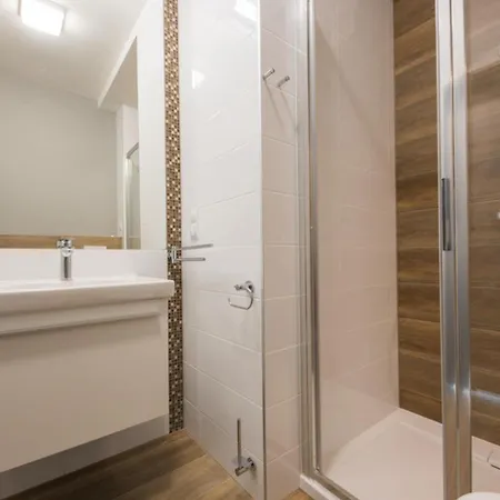 Szmaragdowa 10 * Mielno (Koszalin)