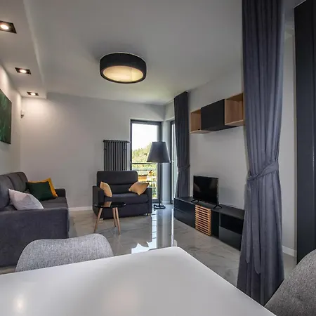 아파트 Szmaragdowa 10 *